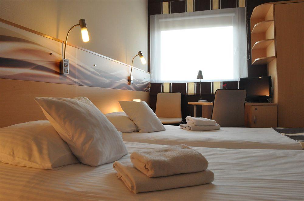 Quality Silesian Hotel كاتوفيتسه المظهر الخارجي الصورة